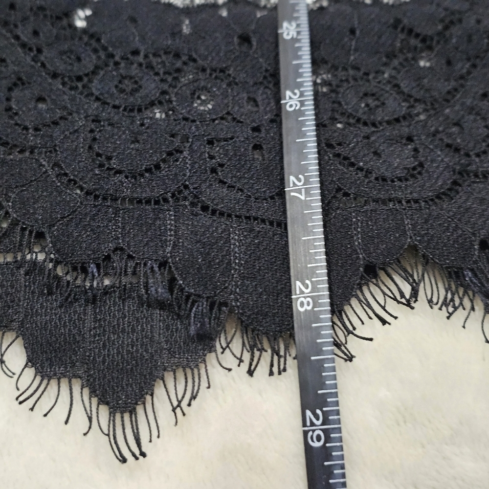 White House Black Market ✦ Dotted Midi Skirt ✦ Soft Fabric w/ Eyelash Lace Hem S - Picture 10 of 13